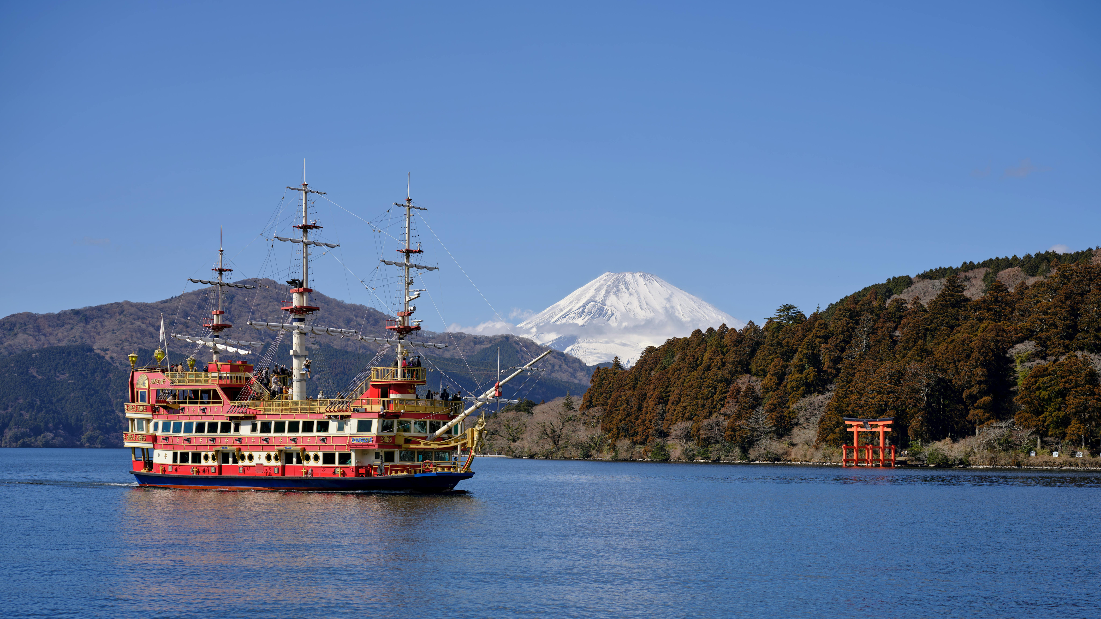 Lake Ashi with Mount Fuji, Japan